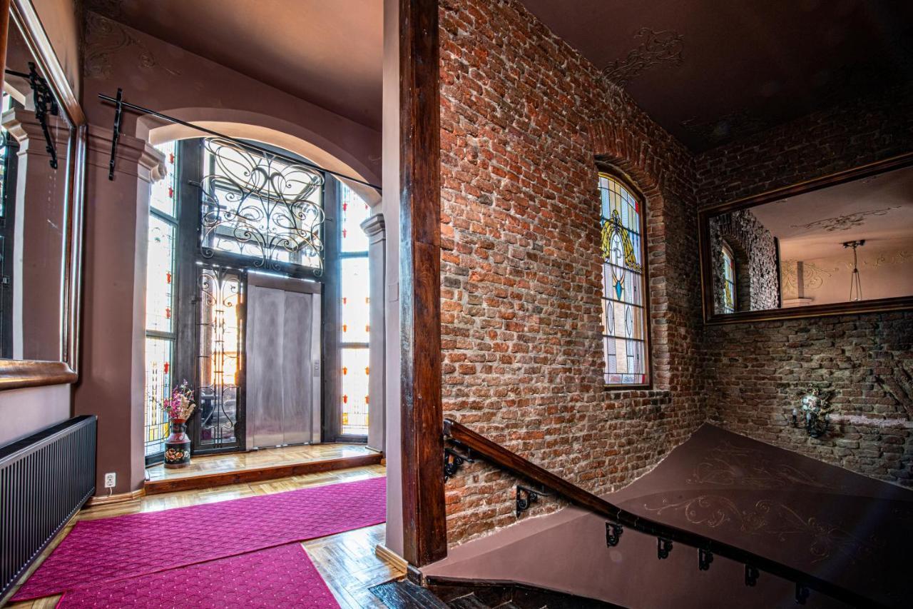 Hotel Poesis Satu Mare Luaran gambar